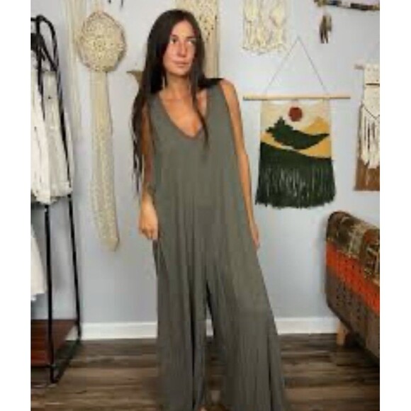Natural Life Jumpsuit One Size Oversized Green Jersey Wide Leg V-neck Pockets - Picture 4 of 14